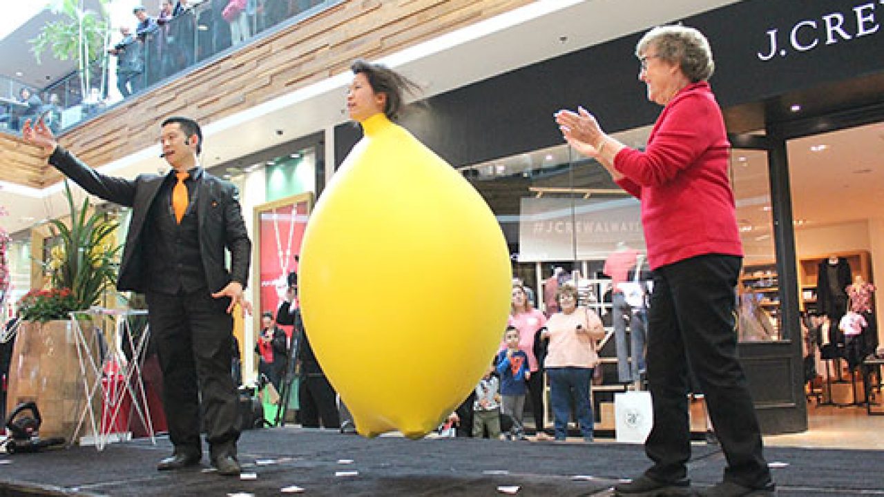 Master Magician Dan Chan Performs at Valley Fair Mall - The